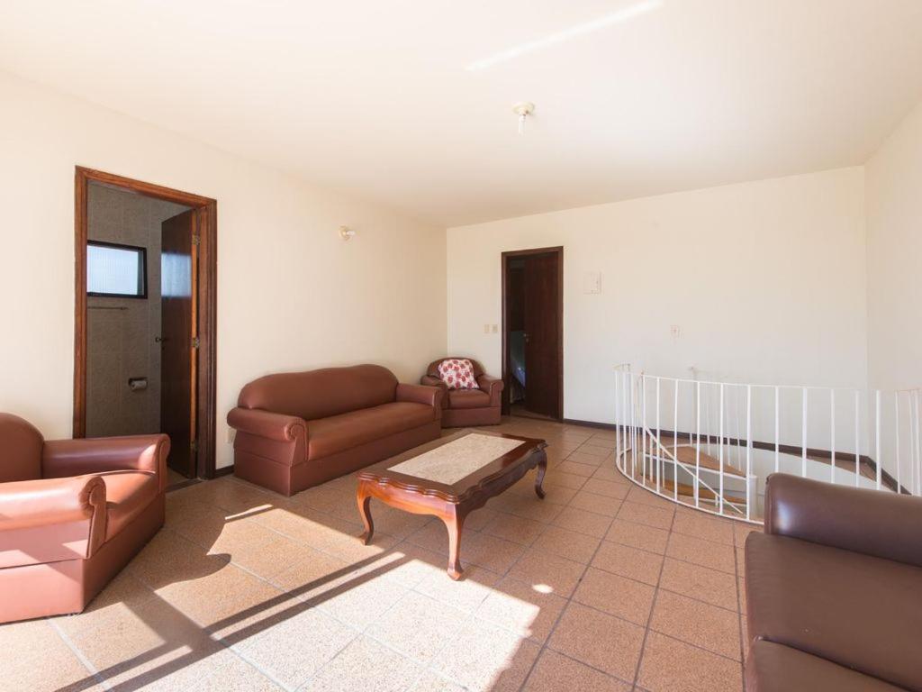 Excelente Cobertura Duplex A 2 Quadras Da Praia Do Forte Com 4 Quartos カボ・フリオ エクステリア 写真
