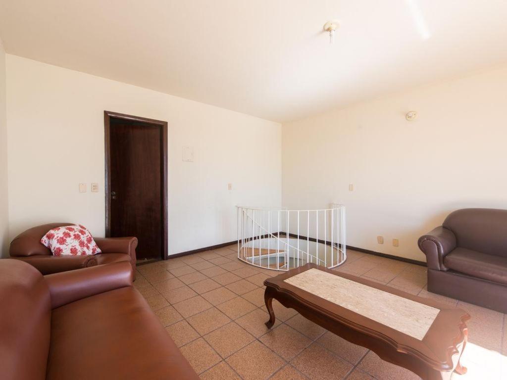 Excelente Cobertura Duplex A 2 Quadras Da Praia Do Forte Com 4 Quartos カボ・フリオ エクステリア 写真